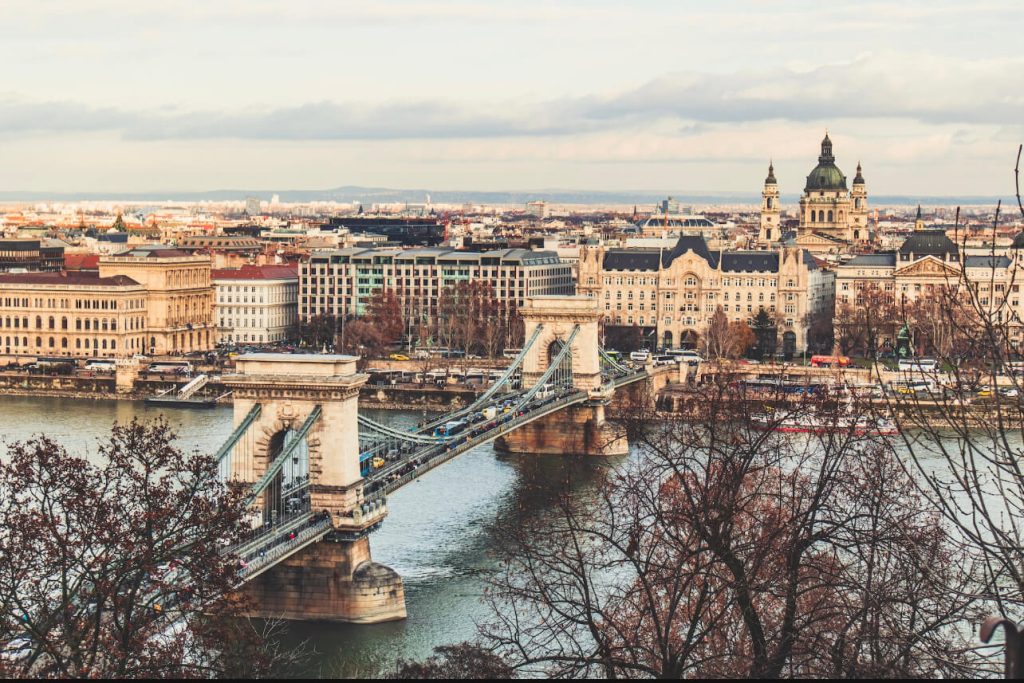 hotéis de luxo imperdíveis para se hospedar em Budapeste