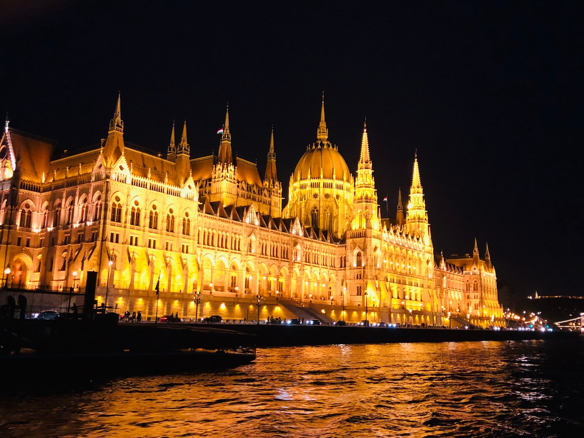 Passeio de barco em Budapeste: Parlamento Húngaro